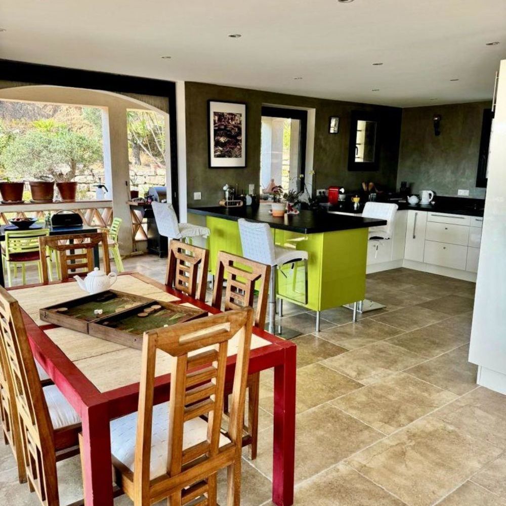 � vendre  Maison Le Plan-de-la-Tour (83120)