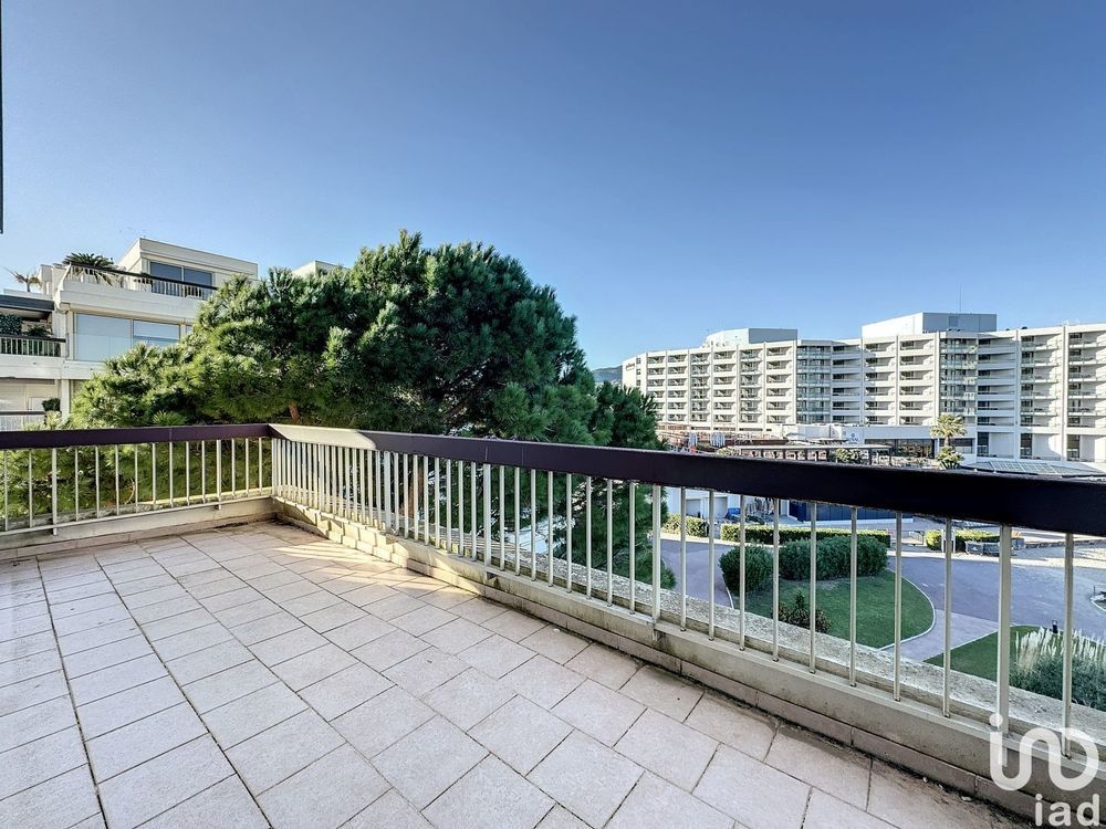 � vendre  Appartement Mandelieu-la-Napoule (06210)