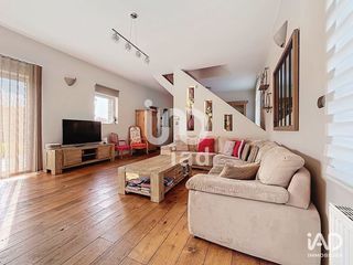  Maison � vendre 6 pi�ces 220 m�