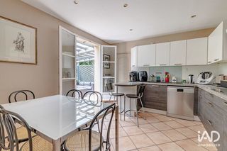  Maison � vendre 6 pi�ces 225 m�