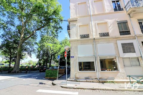 Vente Restauration rapide 70 m&sup2; 49500 69007 Lyon