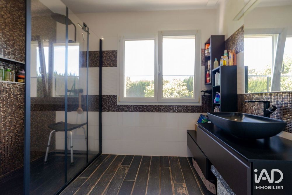 � vendre  Maison Mirefleurs (63730)