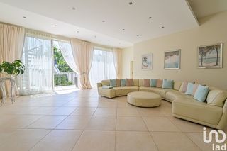  Maison � vendre 5 pi�ces 421 m�