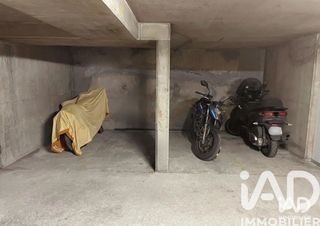  Parking / Garage � louer 5 m�