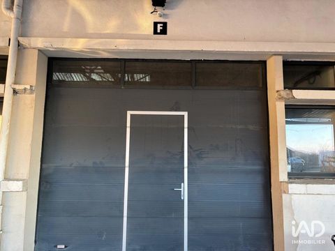 Location Local d'activit&eacute;s 202 m&sup2; 1919 78320 Le mesnil-saint-denis