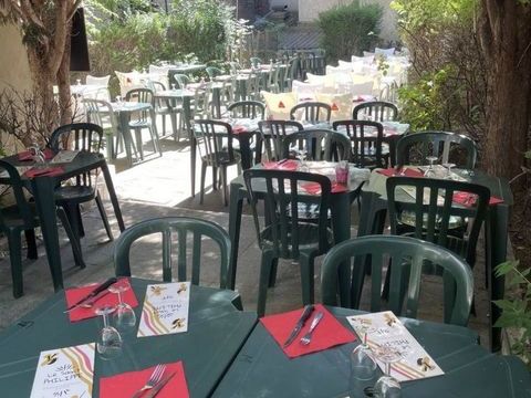 Vente Bar-brasserie 247 m&sup2; 440000 93400 Saint-ouen-sur-seine