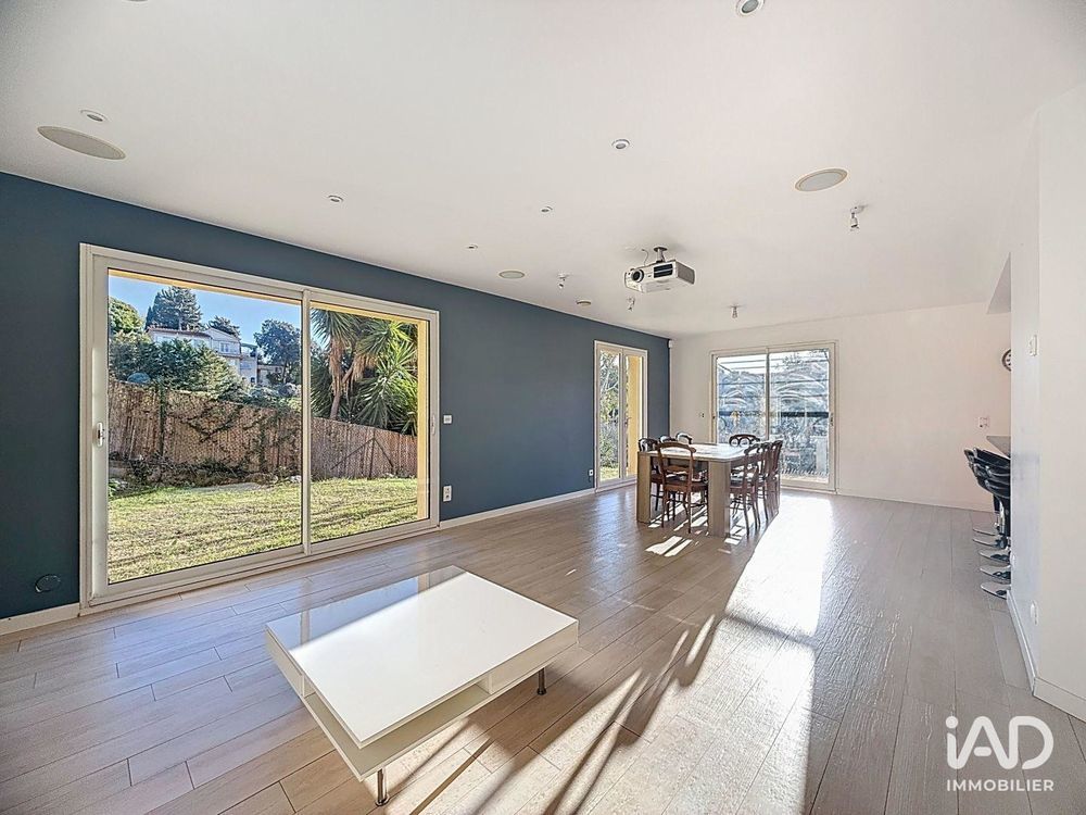 � vendre  Maison Antibes (06600)