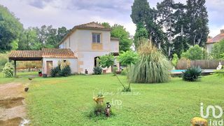  Maison � vendre 8 pi�ces 258 m�