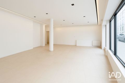 Location Boutique/Local commercial 87 m&sup2; 3416 75018 Paris