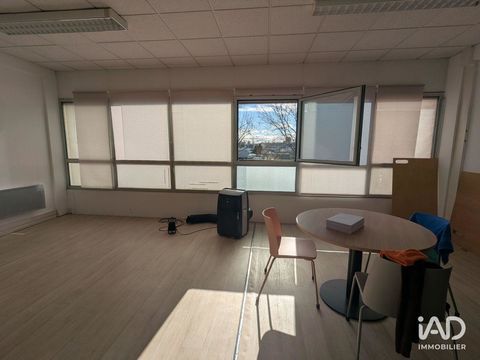 Vente Bureaux 40 m&sup2; 52000 33520 Bruges