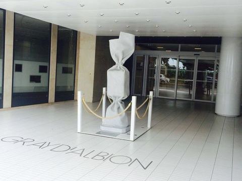 Vente Murs commerciaux 33 m&sup2; 680000 06400 Cannes