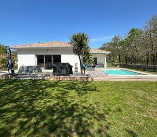  Maison � vendre 4 pi�ces 130 m�