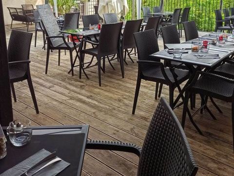 Vente Restaurant 125 m&sup2; 97000 27190 Conches-en-ouche