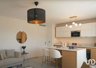  Appartement � vendre 4 pi�ces 77 m�