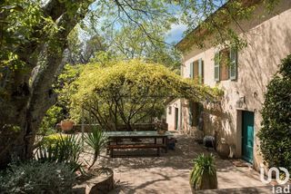  Maison � vendre 7 pi�ces 220 m�