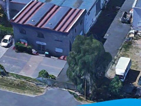 Vente Local d'activit&eacute;s 685 m&sup2; 483840 37530 Poc�-sur-cisse