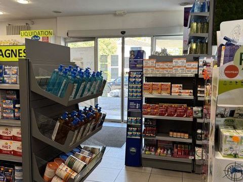 Vente Murs commerciaux 200 m&sup2; 308000 13310 Saint-martin-de-crau