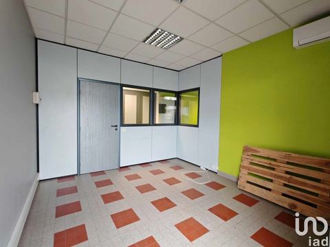 Location Bureaux 65 m&sup2; 1100 07200 Aubenas