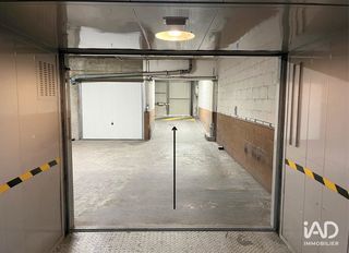  Parking / Garage � louer 10 m�