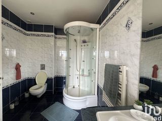  Maison � vendre 9 pi�ces 230 m�