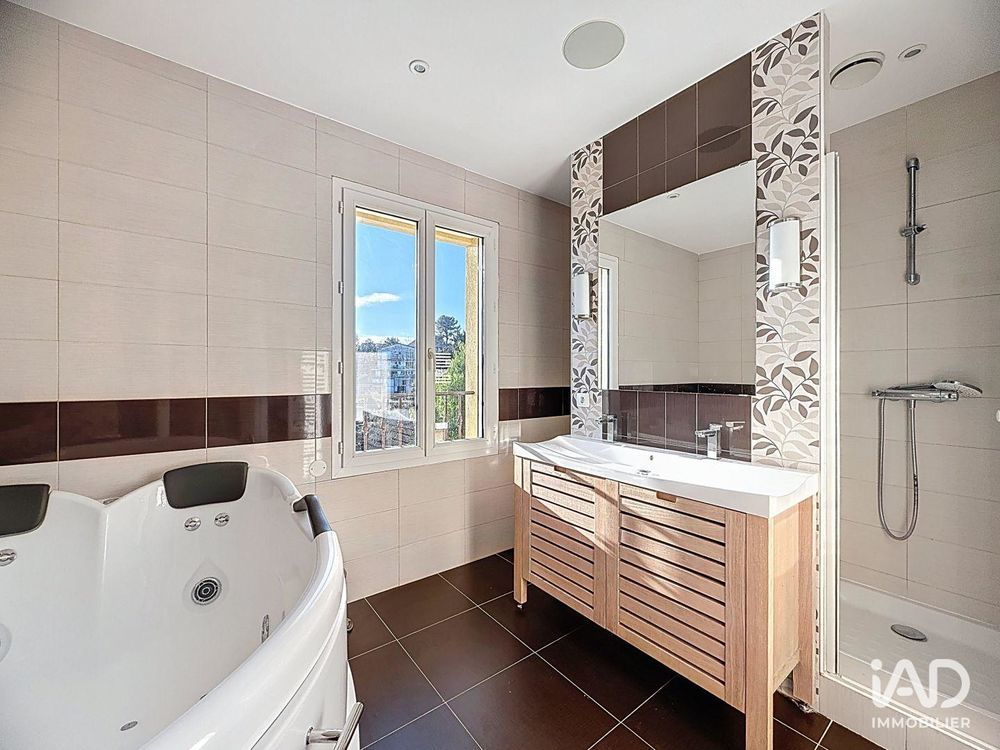 � vendre  Maison Antibes (06600)