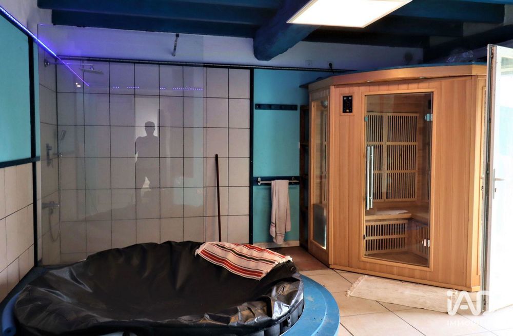 � vendre  Maison Saint-Martin-de-Hinx (40390)