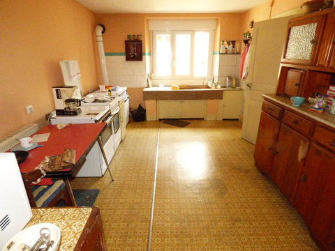   Vente Maison Maison - 8 pi�ce(s) - 250 m�