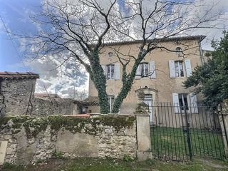  Maison � vendre 8 pi�ces 270 m�