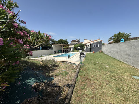   SEMALENS - MAISON DE VILLAGE AVEC PISCINE Maison - 7 pi�ce(s) - 180 m�