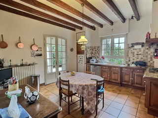  Maison � vendre 6 pi�ces 203 m�