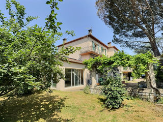  Maison � vendre 7 pi�ces 210 m�