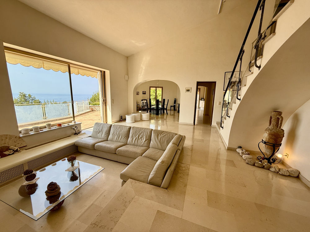 � vendre  Maison Roquebrune-Cap-Martin (06190)