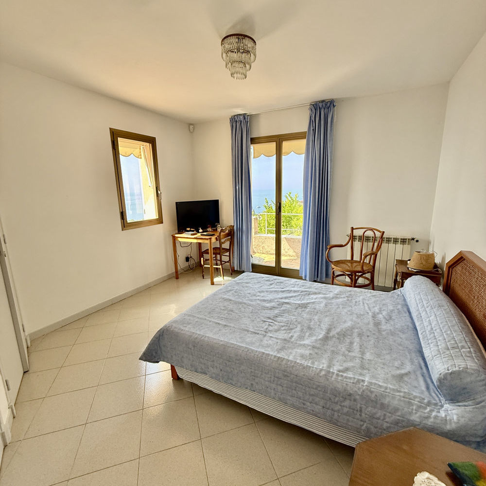 � vendre  Maison Roquebrune-Cap-Martin (06190)