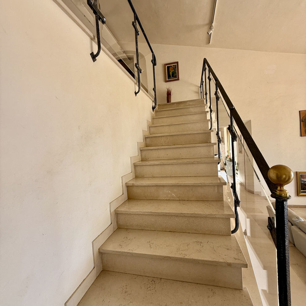 � vendre  Maison Roquebrune-Cap-Martin (06190)