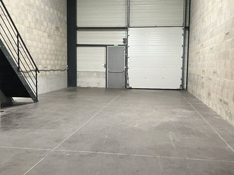 Locaux d'activit&eacute; 323000 69200 Venissieux