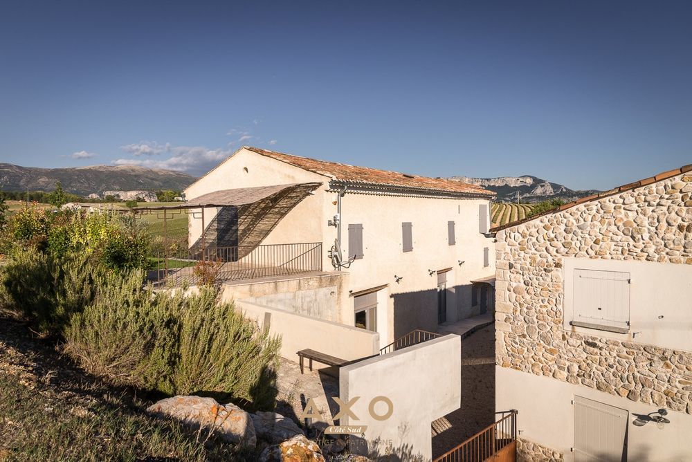� vendre  Villa Moustiers-Sainte-Marie (04360)