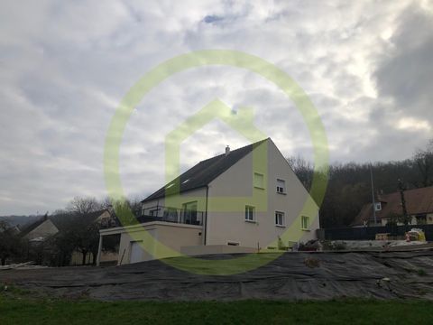   Maison Villa - 10 pi�ce(s) - 258 m�