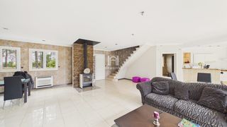  Maison � vendre 7 pi�ces 230 m�