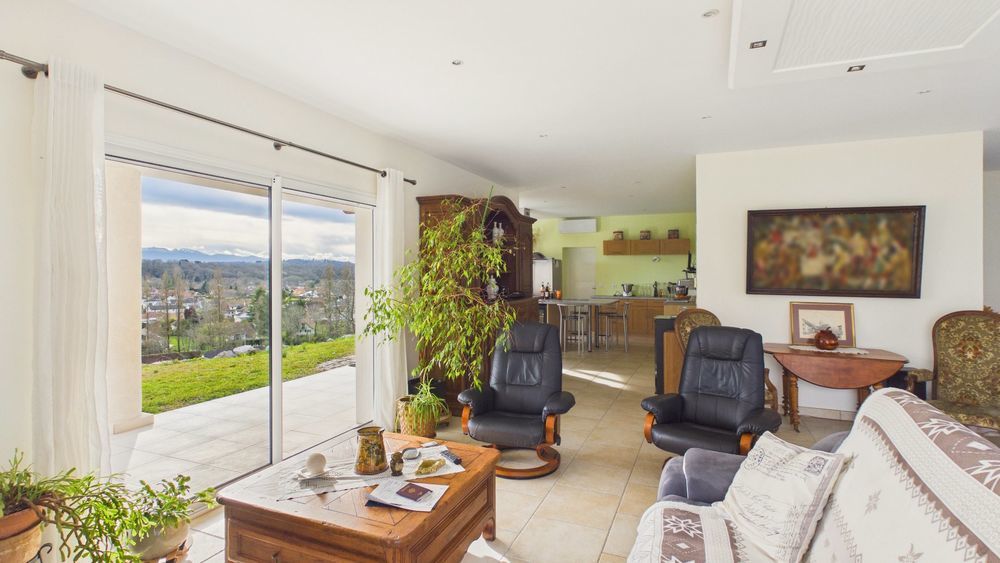 � vendre  Maison Idron (64320)