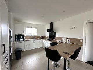  Maison � vendre 4 pi�ces 135 m�