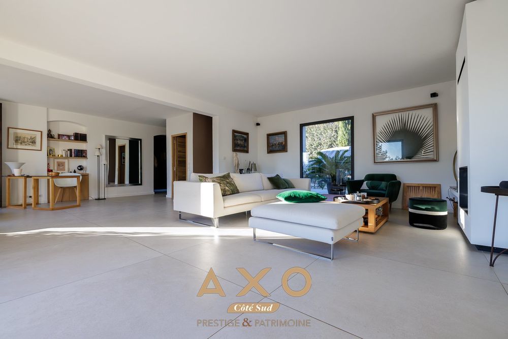 � vendre  Maison �guilles (13510)