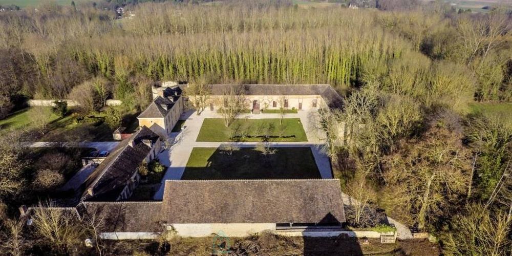 � vendre  Villa Fontainebleau (77300)