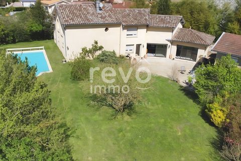   Maison individuelle Maison - 8 pi�ce(s) - 223 m�