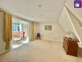  Villa � vendre 4 pi�ces 190 m�