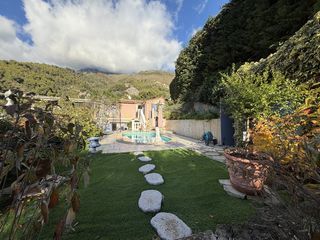  Maison � vendre 6 pi�ces 200 m�