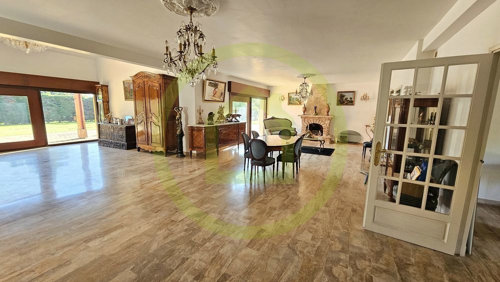 � vendre  Villa Caz�res (31220)