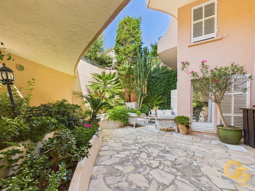 � vendre  Appartement Th�oule-sur-Mer (06590)