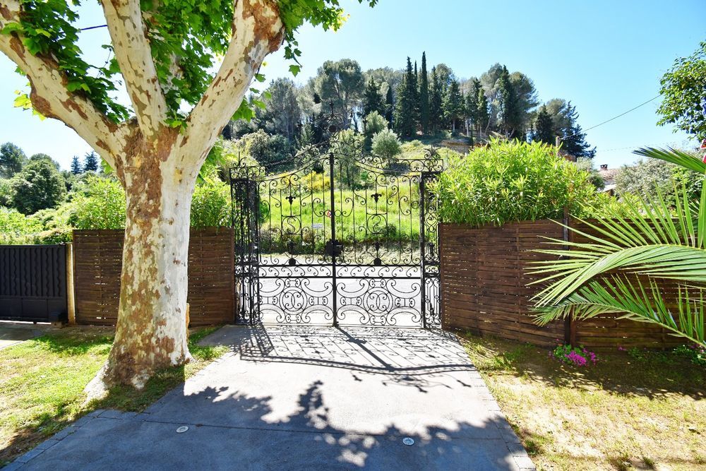 � vendre  Villa Clermont-l'H�rault (34800)