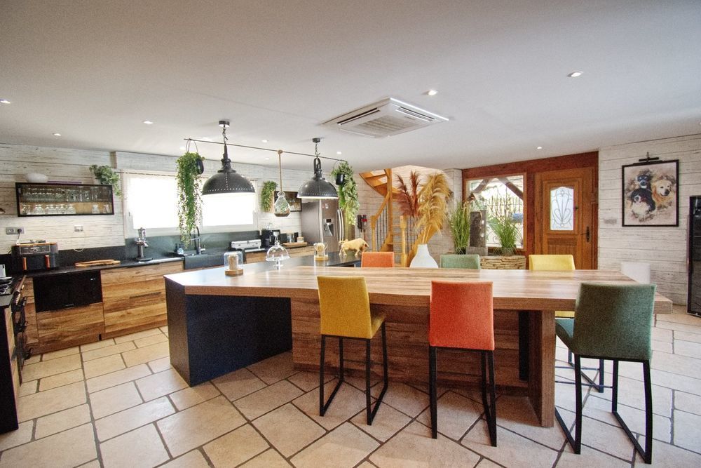 � vendre  Maison M�ze (34140)