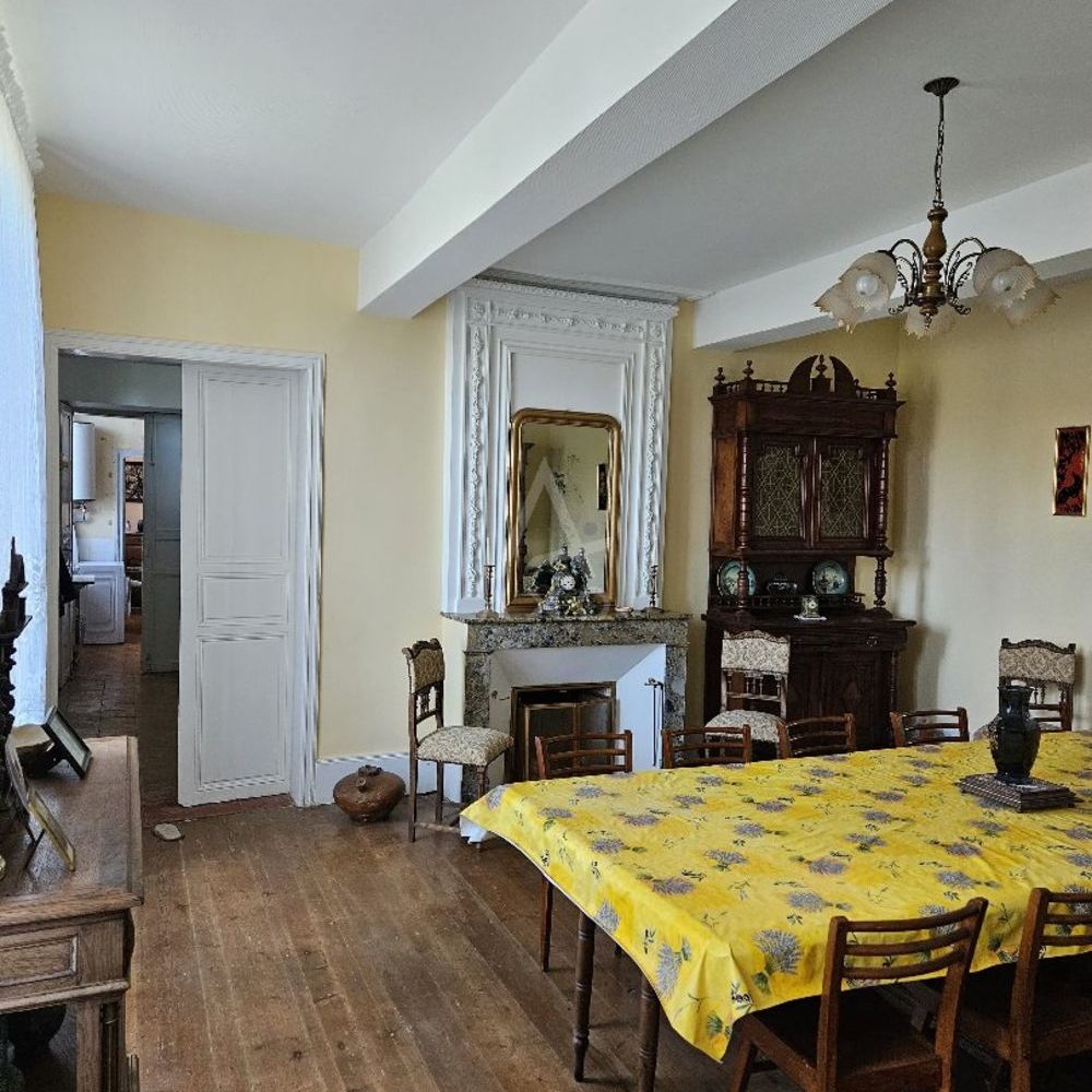 � vendre  Maison Montr�al (32250)